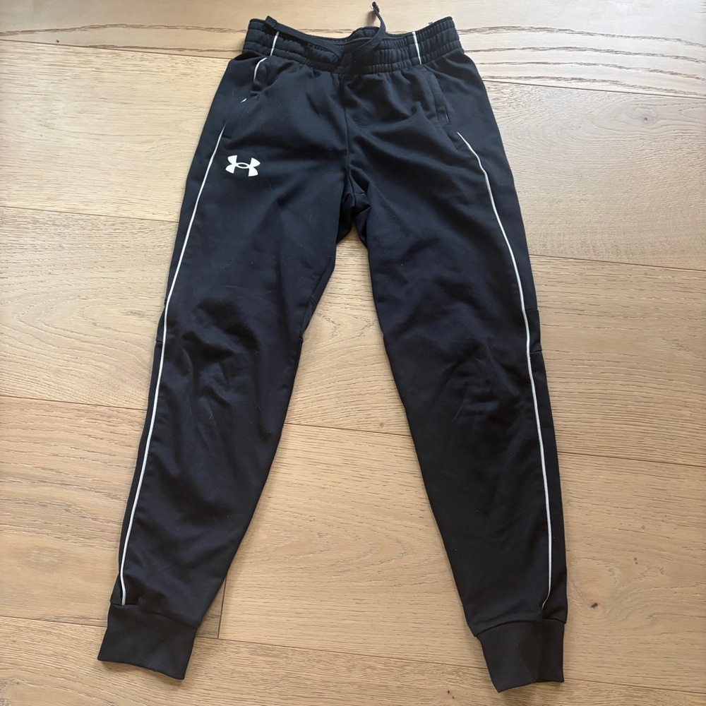 Under armour black pants xs